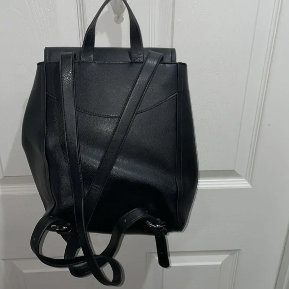 Zara Basic Collection - Picture 2 of 4